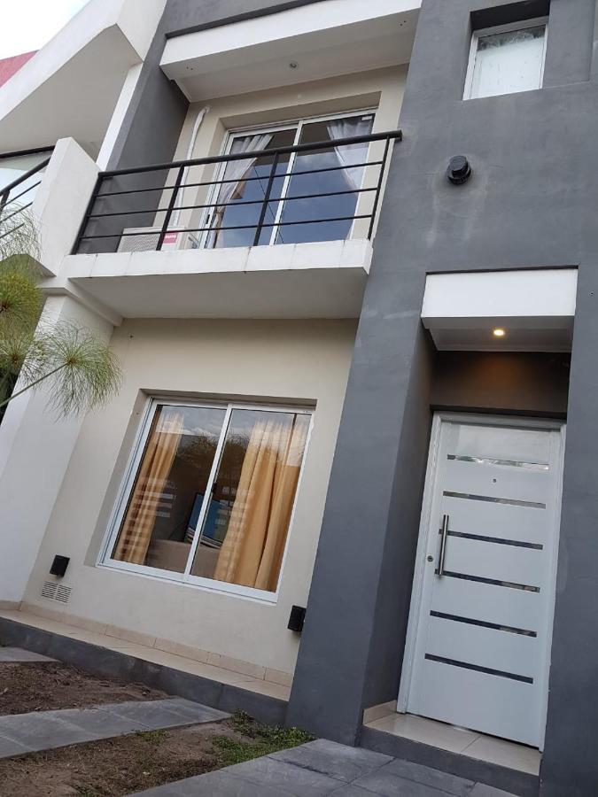 Caireles Del Carnaval Apartment Gualeguaychu